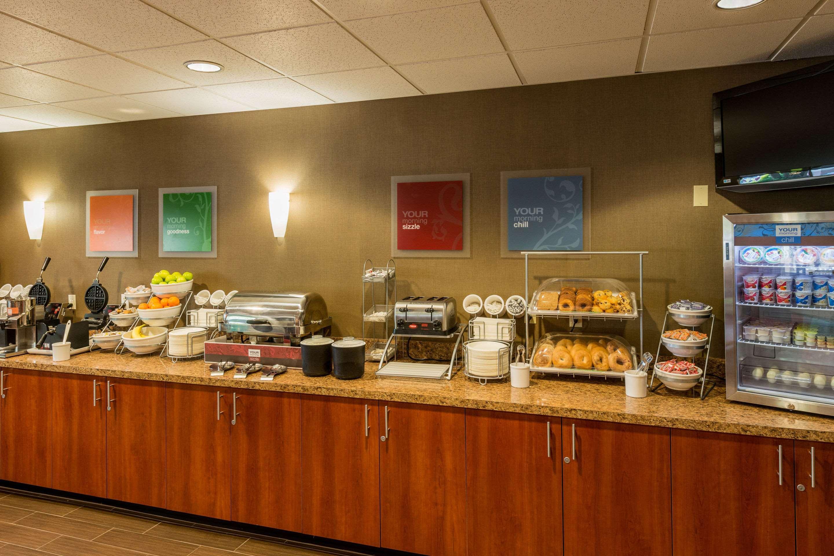Comfort Suites Springfield-Eugene Zewnętrze zdjęcie